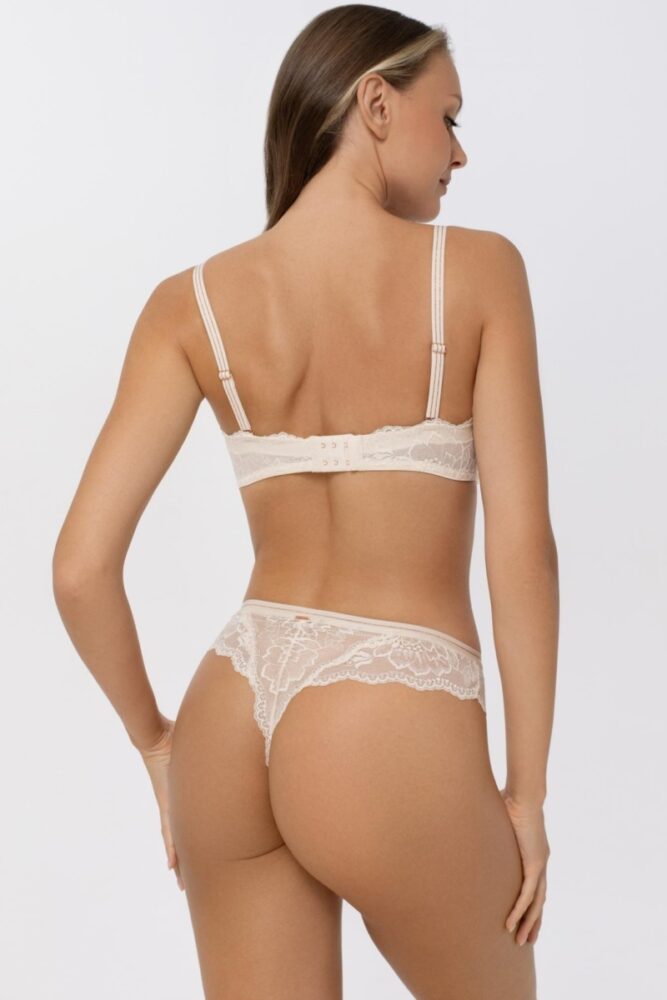 sku: S25-0491-O2-STL-LZ | Brand: Marc Andre  | Size: 36 38 40 42 44  | Colors: Бежевый  | Бренды Marc&Andre | Трусы Нижнее белье Стринги | Title: Стринги DREAMER