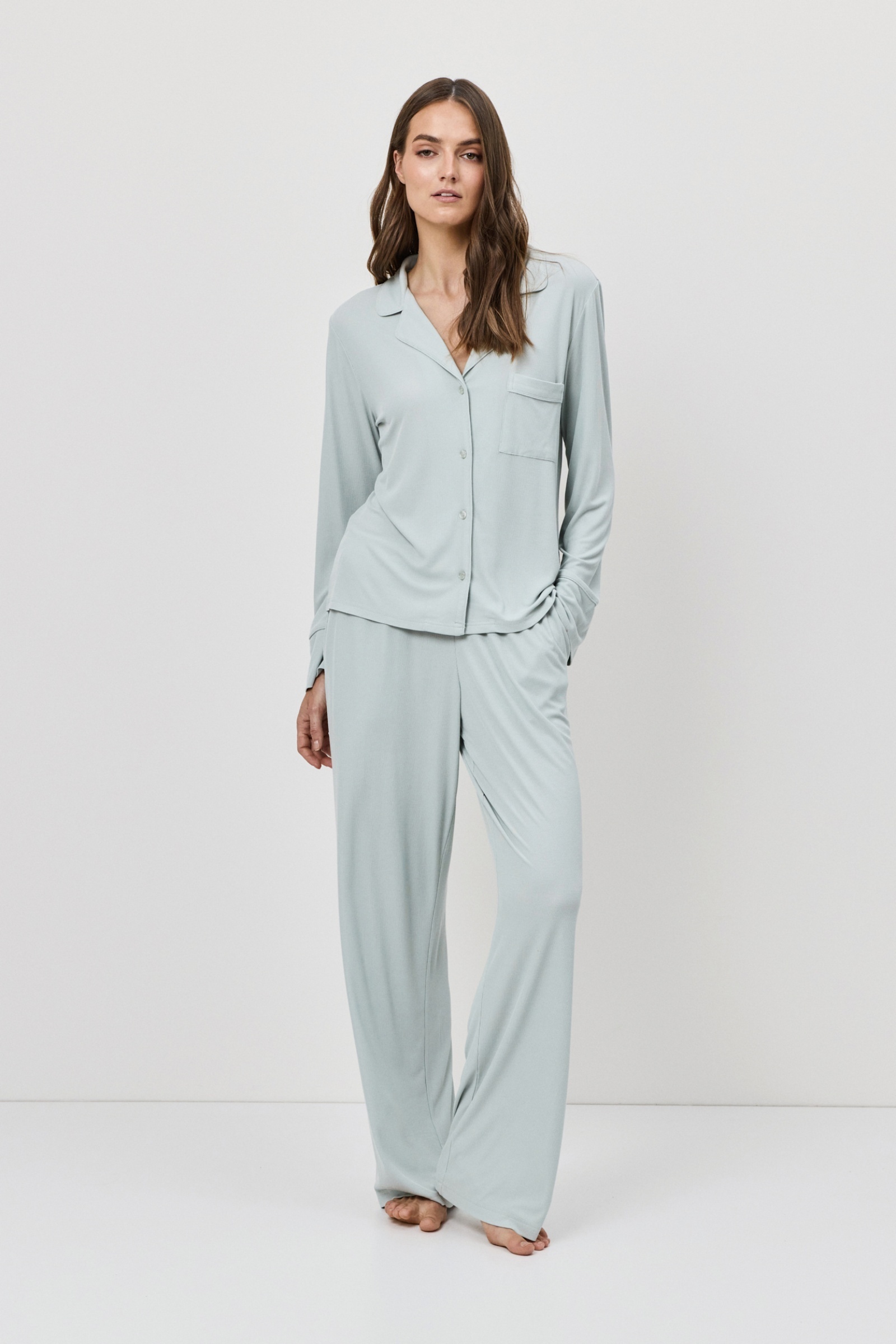 sku: DOVE | Brand: Aruelle  | Size: XSmall Small Medium Large XLarge XXLarge  | Colors: Светло-Мятный  | Бренды Aruelle | Домашняя одежда Пижамы | Title: Пижама с брюками DOVE