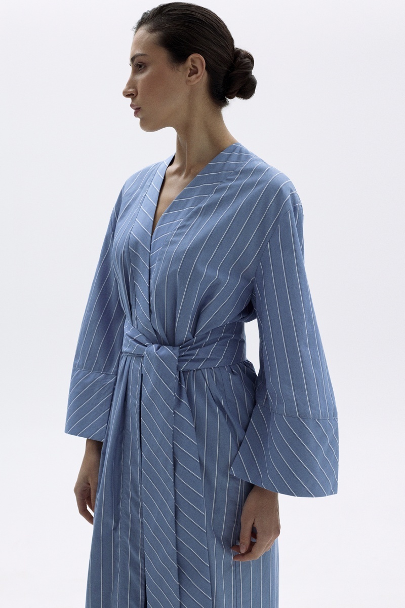 sku: 55495-2 | Brand: Laete | Size: 46/48 50/52 42/44 | Colors: Джинсовая полоска | Бренды Laete | Домашняя одежда Халаты | Title: Халат