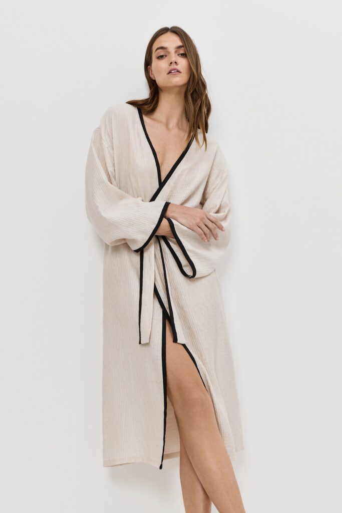 sku: HORIZON | Brand: Aruelle  | Size: XSmall Small Medium Large XLarge XXLarge  | Colors: Светло-бежевый  | Бренды Aruelle | Домашняя одежда Халаты | Пляжная одежда | Title: Халат HORIZON