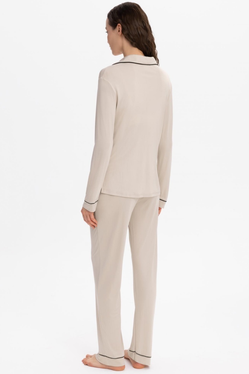 sku: W22-00SV300 | Brand: Marc Andre | Size: 38 40 42 44 46 | Colors: Бежевый | Бренды Marc&Andre | Домашняя одежда Пижамы | Title: Пижама с брюками TRUE ROMANCE