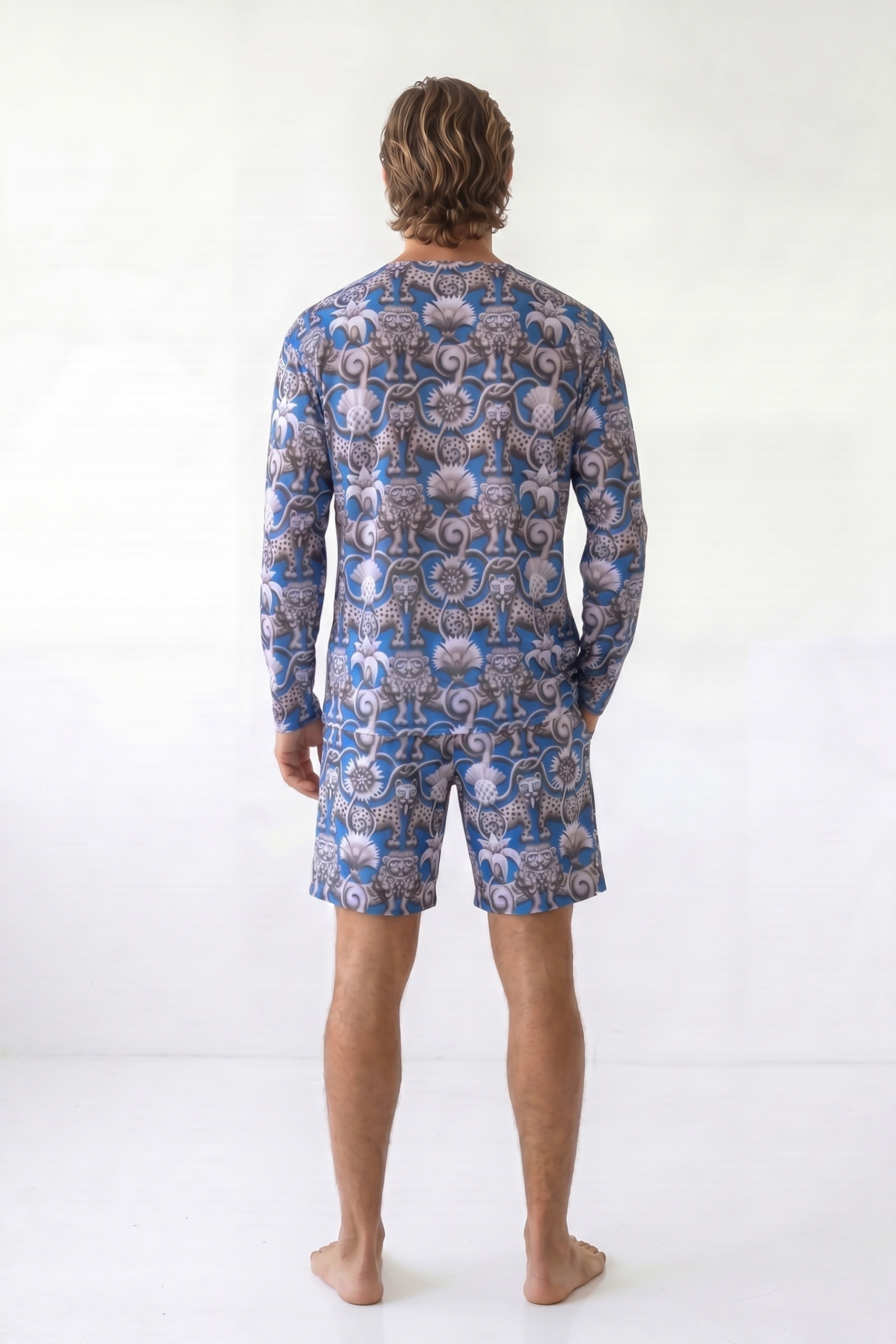 sku: 26003318 | Brand: RoDaSoleil  | Size: Small Medium Large XLarge XXLarge  | Colors: Цветной  | Бренды RoDaSoleil | Мужская коллекция Пляжная одежда | Title: Футболка СРЕДНЕВЕКОВЬЕ Синий
