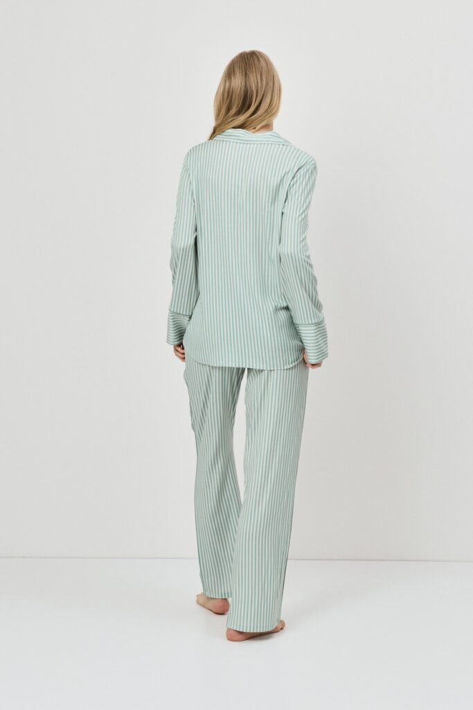 sku: MOSS | Brand: Aruelle  | Size: XSmall Small Medium Large XLarge XXLarge  | Colors: Оливковый  | Бренды Aruelle | Домашняя одежда Пижамы | Title: Пижама с брюками MOSS