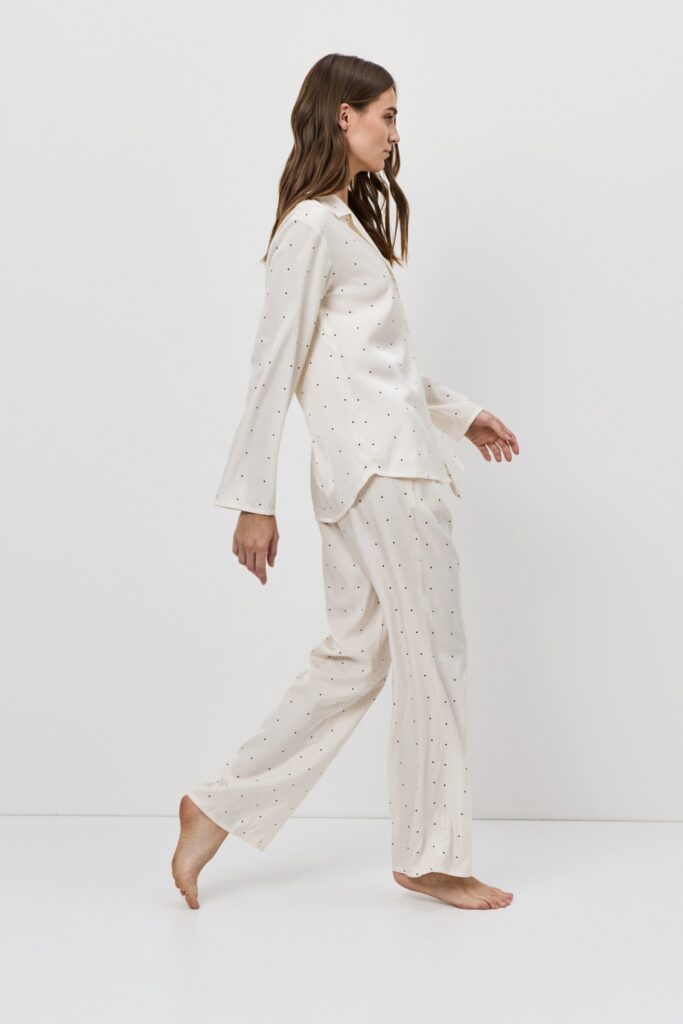 sku: ALBA | Brand: Aruelle  | Size: XSmall Small Medium Large XLarge XXLarge  | Colors: Экрю  | Бренды Aruelle | Домашняя одежда Пижамы | Title: Пижама с брюками ALBA