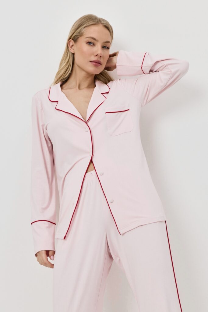 sku: AMORIA | Brand: Aruelle  | Size: XSmall Small Medium Large XLarge XXLarge  | Colors: Светло-Розовый  | Бренды Aruelle | Домашняя одежда Пижамы | Title: Пижама с брюками AMORIA