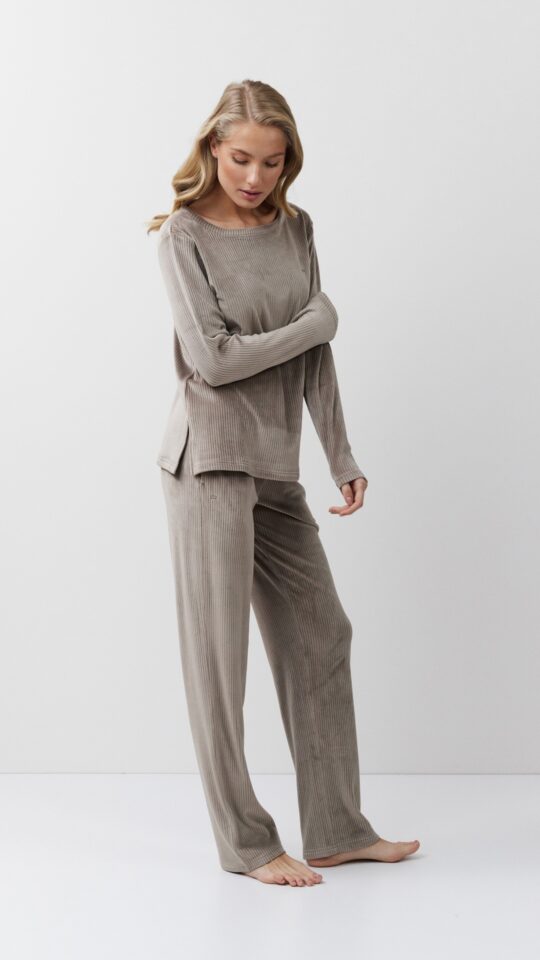 sku: CAPUCINE SET SOFT | Brand: Aruelle | Size: XSmall Small Medium Large XLarge XXLarge | Colors: Капучино | Бренды Aruelle | Домашняя одежда Костюмы | Title: Комплект с брюками CAPUCINE SET SOFT