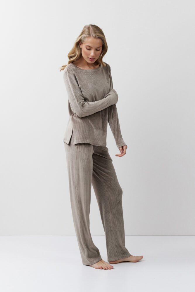 sku: CAPUCINE SET SOFT | Brand: Aruelle  | Size: XSmall Small Medium Large XLarge XXLarge  | Colors: Капучино  | Бренды Aruelle | Домашняя одежда Костюмы | Title: Комплект с брюками CAPUCINE SET SOFT