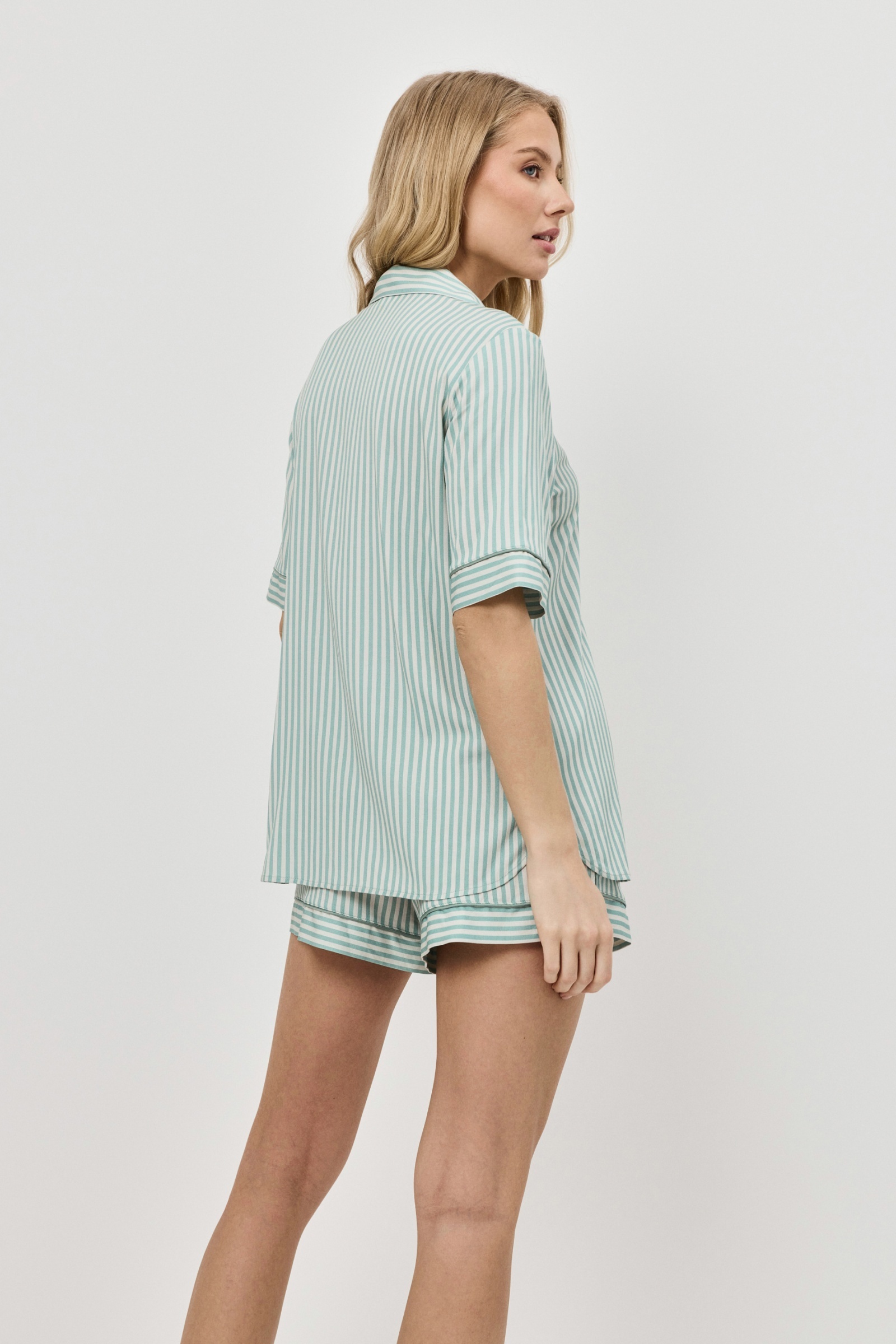 sku: MOSS | Brand: Aruelle  | Size: XSmall Small Medium Large XLarge  | Colors: Оливковый  | Бренды Aruelle | Домашняя одежда Пижамы | Title: Пижама с шортами MOSS