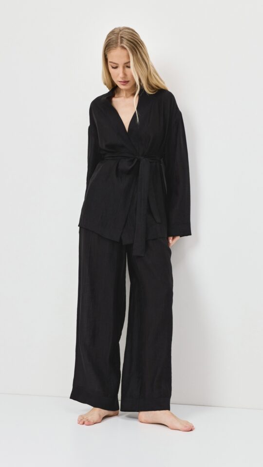 sku: NOIR | Brand: Aruelle  | Size: XSmall Small Medium Large XLarge XXLarge  | Colors: Черный  | Бренды Aruelle | Домашняя одежда Костюмы | Title: Комплект с брюками NOIR