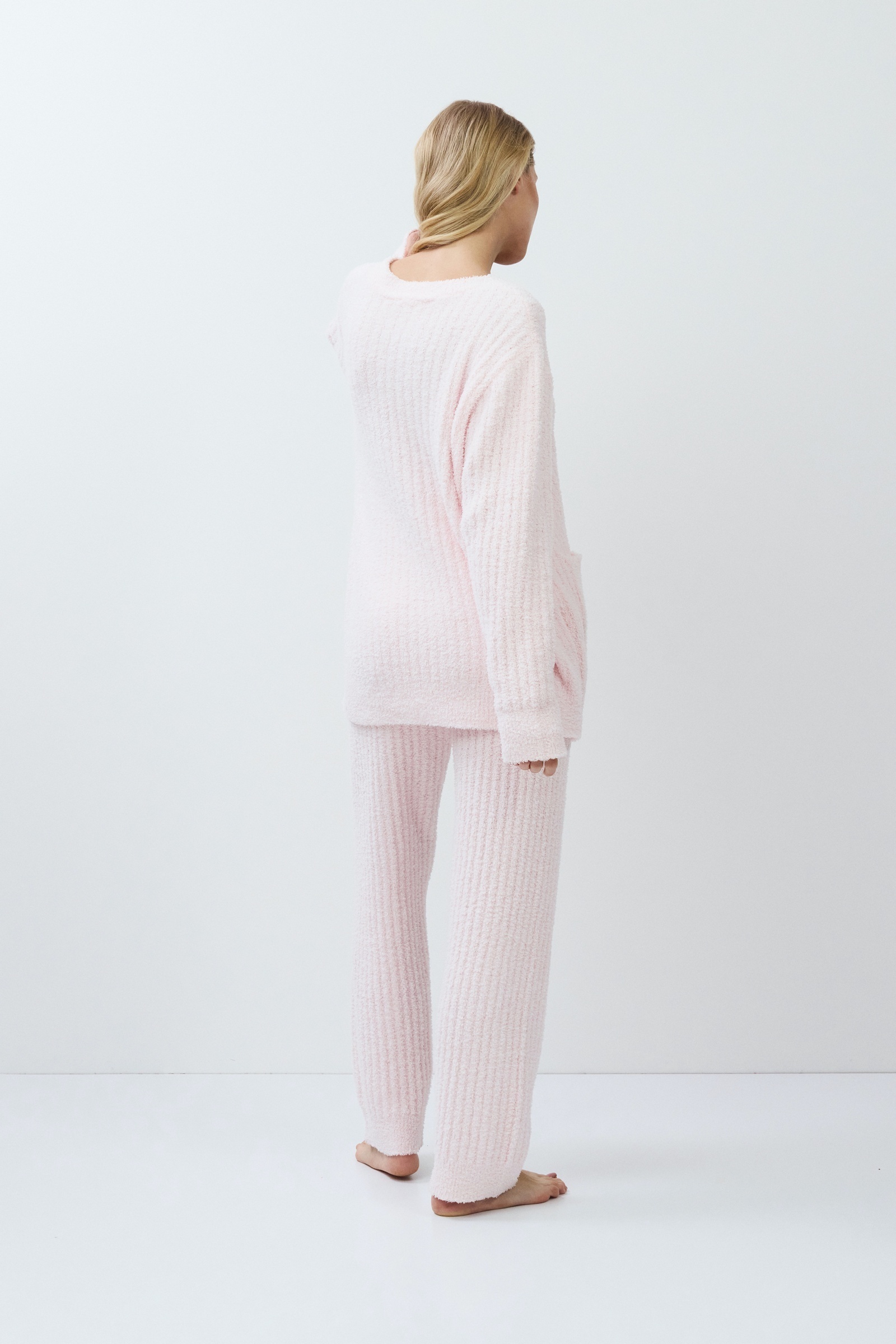 sku: JESSICA SET SOFT | Brand: Aruelle  | Size: XSmall Small Medium Large XLarge  | Colors: Светло-Розовый  | Бренды Aruelle | Домашняя одежда Костюмы | Title: Комплект с брюками JESSICA SET SOFT