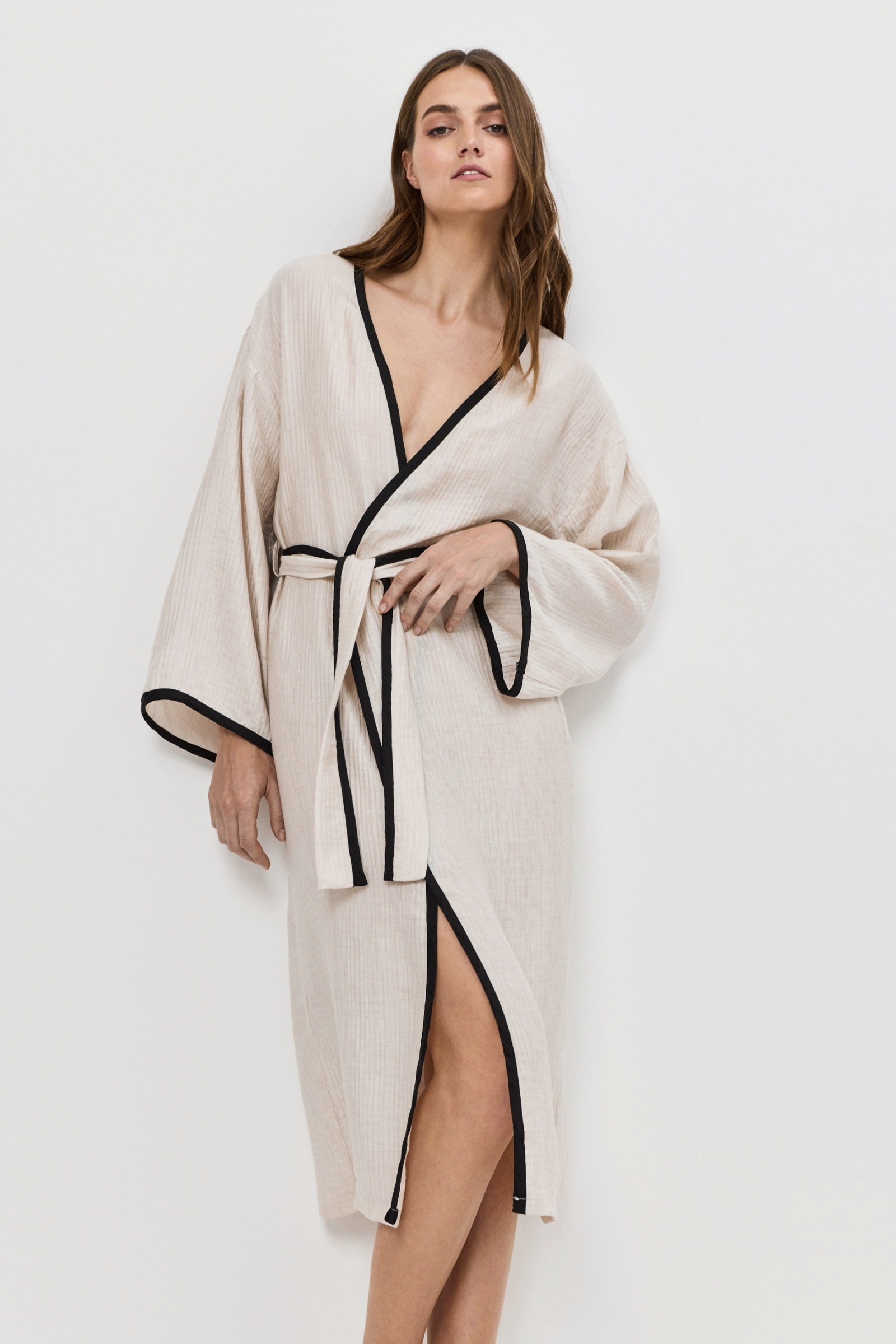 sku: HORIZON | Brand: Aruelle  | Size: XSmall Small Medium Large XLarge XXLarge  | Colors: Светло-бежевый  | Бренды Aruelle | Домашняя одежда Халаты | Пляжная одежда | Title: Халат HORIZON