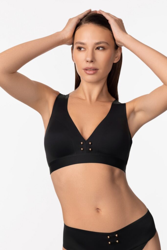 sku: SP2603-Y-332 | Brand: Marc Andre  | Size: 36 38 40 42  | Colors: Черный  | Бренды Marc&Andre | Купальники Раздельные | Title: Топ PURE FORM