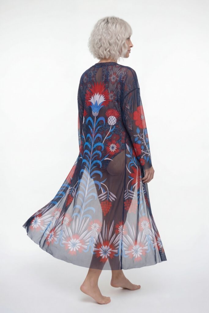 sku: 26002737 | Brand: RoDaSoleil  | Size: Onesize  | Colors: Цветной  | Бренды RoDaSoleil | Пляжная одежда | Title: Халат СРЕДНЕВЕКОВЬЕ Розы