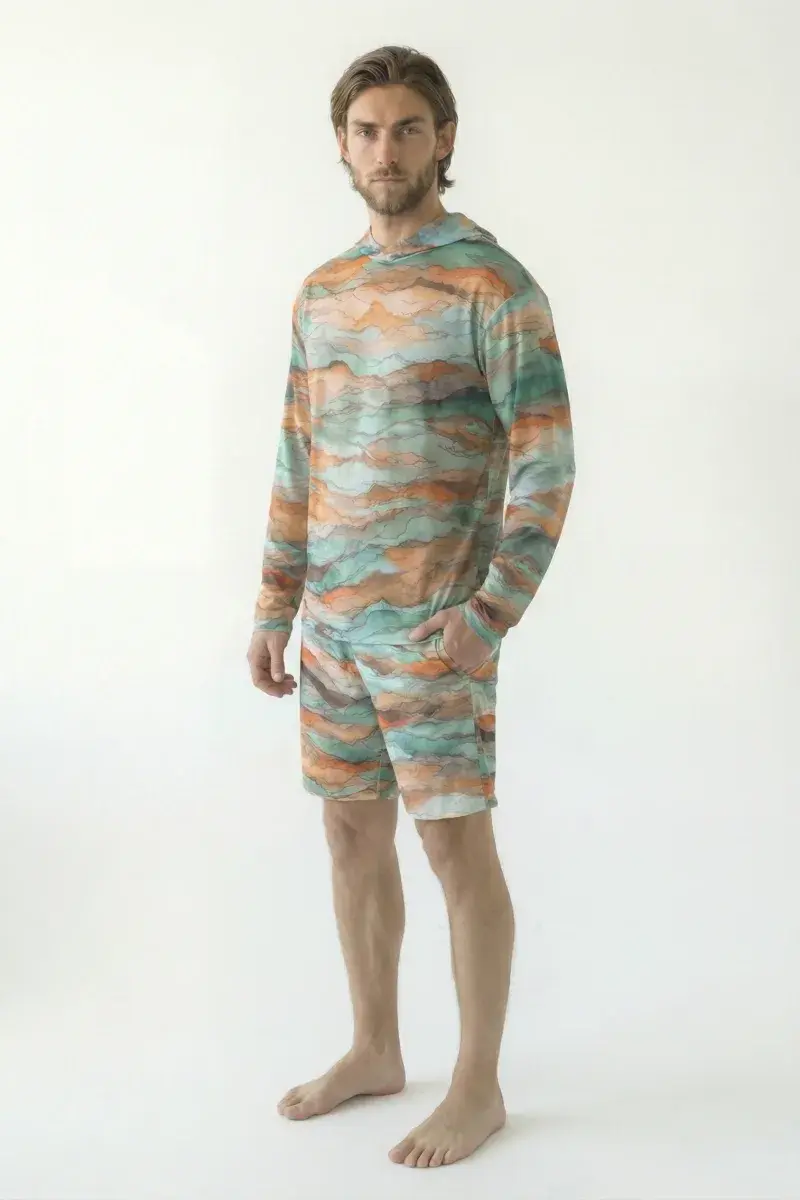 sku: 26003245 | Brand: RoDaSoleil | Size: Small Medium Large XLarge XXLarge | Colors: Цветной | Бренды RoDaSoleil | Мужская коллекция Пляжная одежда | Title: Футболка ТАГАЗУТ с капюшоном