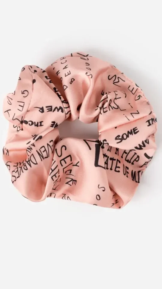 sku: РВ2431 | Brand: RoDaSoleil  | Size: Onesize  | Colors: Цветной  | Бренды RoDaSoleil | Аксессуары | Title: Резинка для волос ТАТУ БОДИ-АРТ