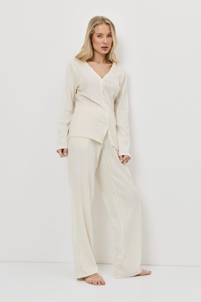 sku: CAMBRIA | Brand: Aruelle  | Size: XSmall Small Medium Large XLarge XXLarge  | Colors: Экрю  | Бренды Aruelle | Домашняя одежда Костюмы | Title: Комплект с брюками CAMBRIA