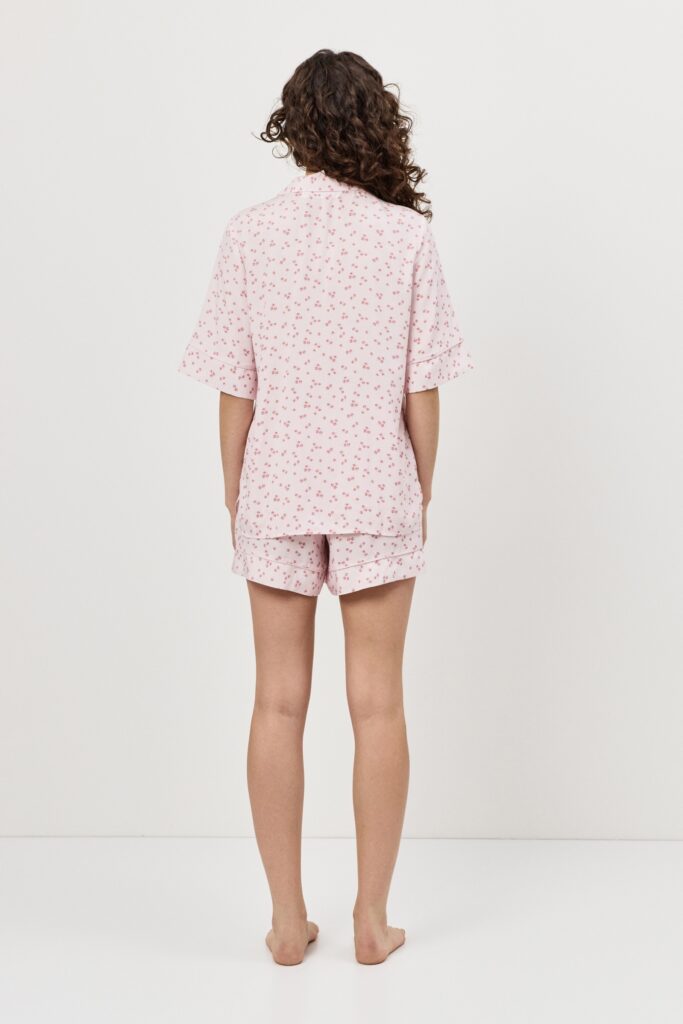 sku: BLOSSOM | Brand: Aruelle  | Size: XSmall Small Medium Large XLarge XXLarge  | Colors: Светло-Розовый  | Бренды Aruelle | Домашняя одежда Пижамы | Title: Пижама с шортами BLOSSOM