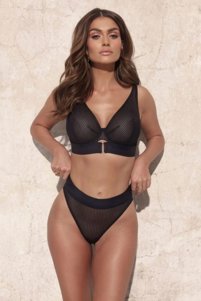 sku: 1215-SC | Brand: Kinga  | Size: 65 С 65 D 65 E 65 F 65 G 65 H 65 I 65 J 70 B 70 C 70 D 70 E 70 F 70 G 70 H 70 I 75 B 75 C 75 D 75 E 75 F 75 G 75 H 75 I 80 B 80 C 80 D 80 E 80 F 80 G 85 B 85 C 85 D 85 E 85 F 90 B 90 C 90 D 90 E  | Colors: Черный  | Бренды KINGA  | Бюстгальтер Нижнее белье Мягкая чашка | Title: Бюстгальтер LOU LIGHT BLACK