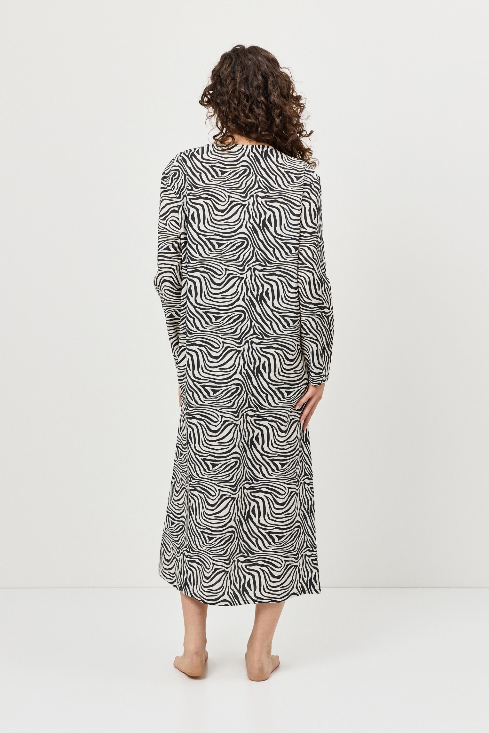 sku: SWAY | Brand: Aruelle | Size: XSmall Small Medium Large XLarge | Colors: Черный/Молочный | Бренды Aruelle | Пляжная одежда | Title: Платье SWAY