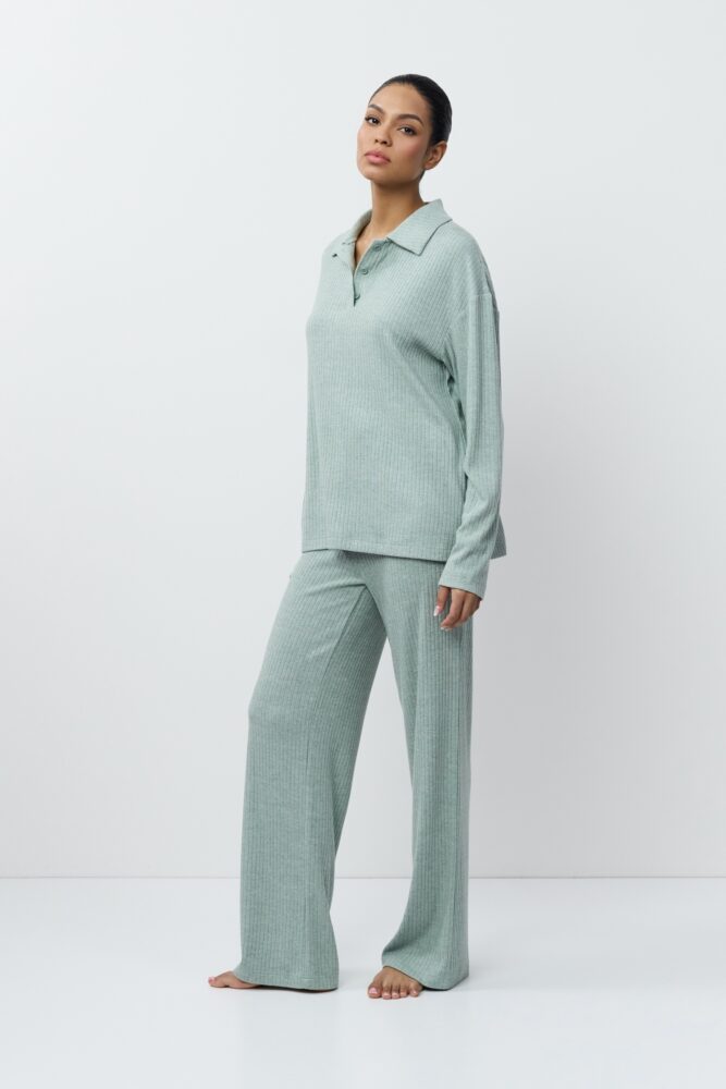 sku: SAIGE SET | Brand: Aruelle  | Size: XSmall Small Medium Large XLarge XXLarge  | Colors: Оливковый  | Бренды Aruelle | Домашняя одежда Костюмы | Title: Комплект с брюками SAIGE SET