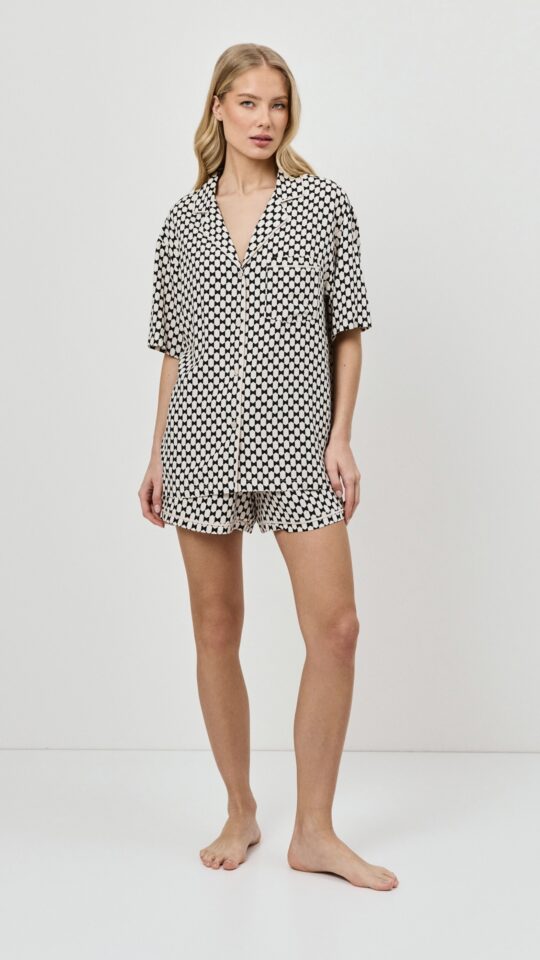 sku: VESPER | Brand: Aruelle  | Size: XSmall Small Medium Large XLarge XXLarge  | Colors: Черный/Песочный  | Бренды Aruelle | Домашняя одежда Пижамы | Title: Пижама с шортами VESPER