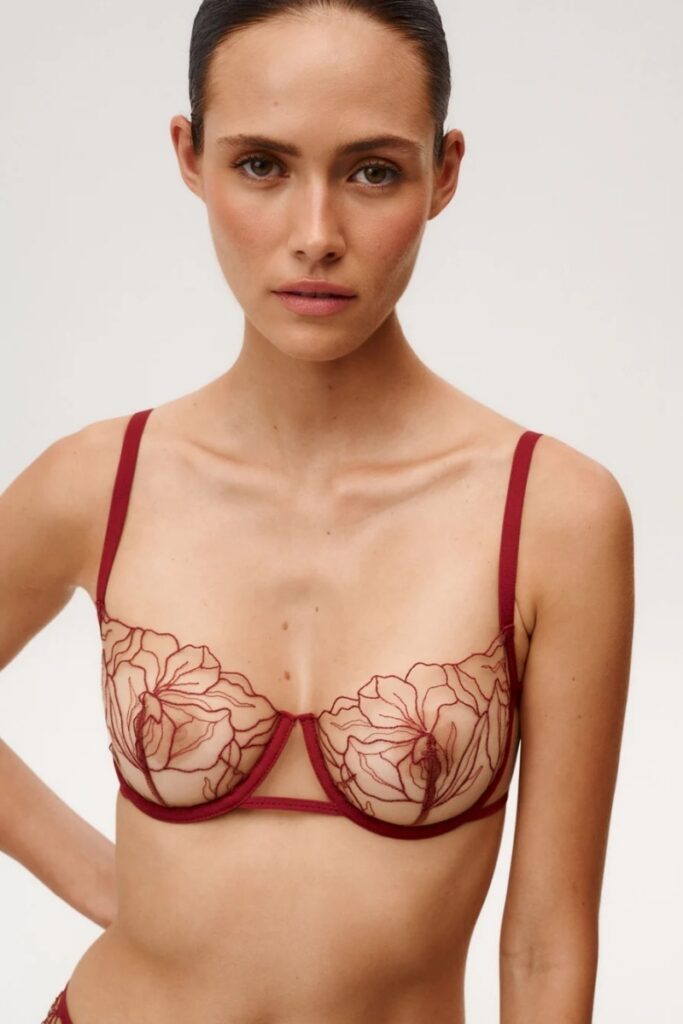sku: 1036 | Brand: Undress Code  | Size: Small Medium Large  | Colors: Бордовый  | Бренды Undress Code | Бюстгальтер Нижнее белье Мягкая чашка | Title: Бюстгальтер WIDFLOWER