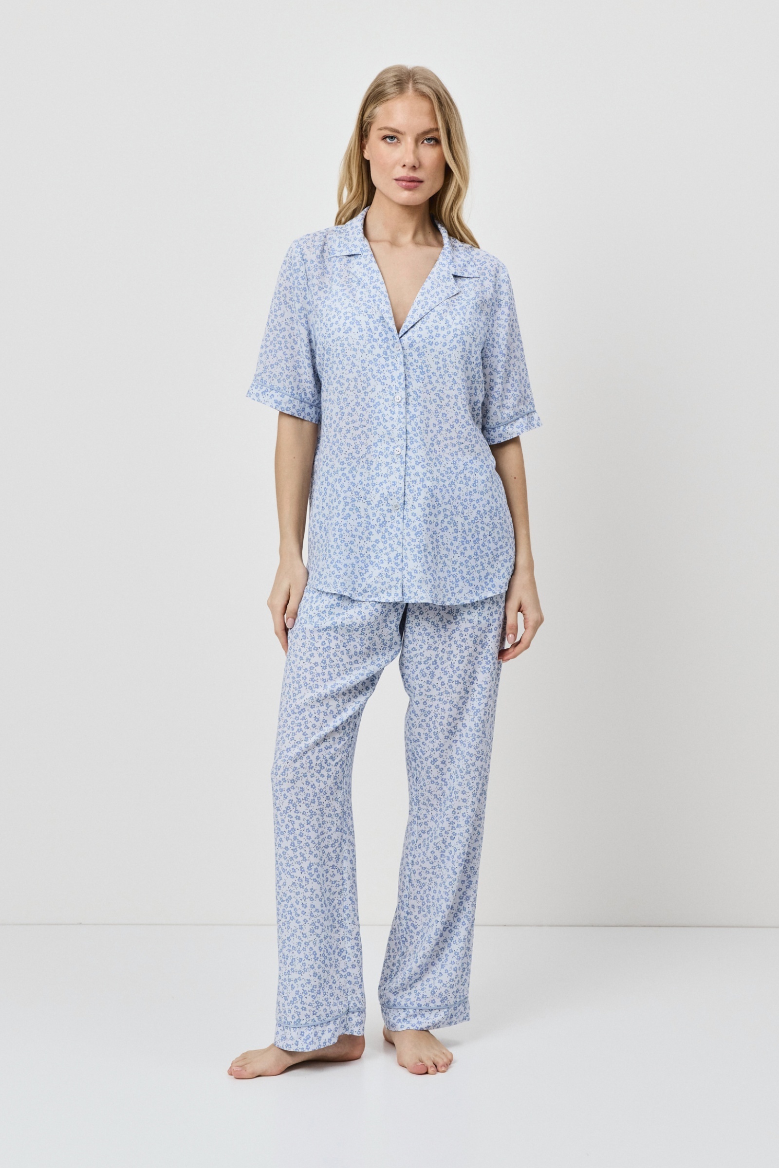 sku: LULLABY | Brand: Aruelle  | Size: XSmall Small Medium Large XLarge XXLarge  | Colors: Светло-Голубой  | Бренды Aruelle | Домашняя одежда Пижамы | Title: Пижама с брюками LULLABY