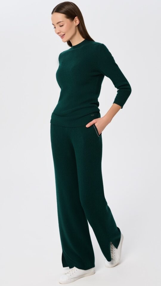 sku: W25-00CH0307 | Brand: Marc Andre  | Size: 36 38 40 42 44 46  | Colors: Изумруд  | Бренды Marc&Andre | Кашемир Джемперы | Title: Джемпер QUITE MOTION