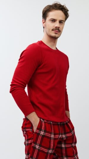 sku: BENSON | Brand: Aruelle | Size: Small Medium Large XLarge XXLarge | Colors: Красный | Бренды Aruelle | Мужская коллекция Пижамы | Title: Пижама с брюками BENSON