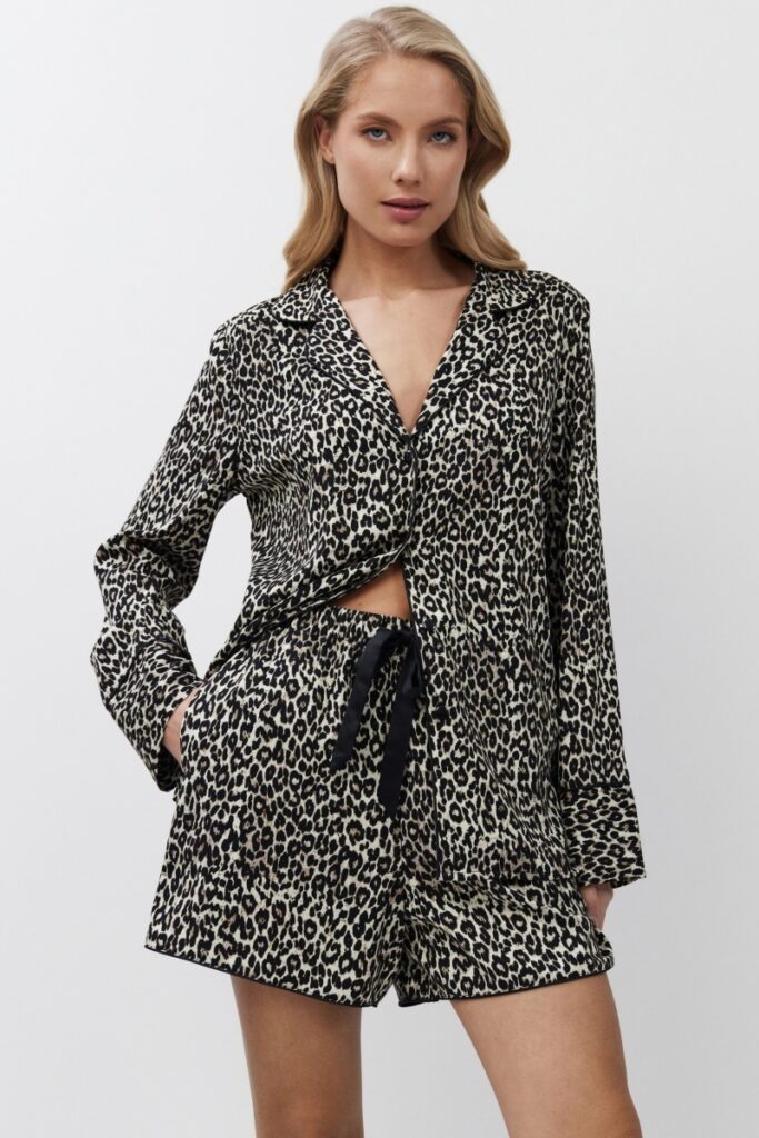 sku: LEONA | Brand: Aruelle  | Size: XSmall Small Medium Large XLarge XXLarge  | Colors: Леопард  | Бренды Aruelle | Домашняя одежда Пижамы | Title: Пижама с шортами LEONA (Копировать)