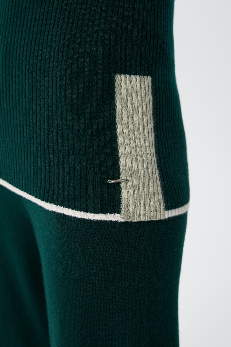 sku: W25-00CH0705 | Brand: Marc Andre | Size: 36 38 40 42 44 | Colors: Зеленый | Бренды Marc&Andre | Кашемир Джемперы | Title: Джемпер без рукава URBAN BLOCK