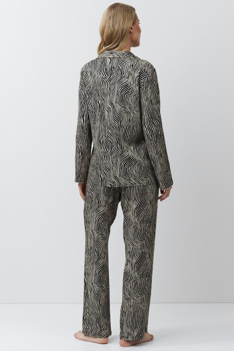 sku: LINNA | Brand: Aruelle | Size: XSmall Small Medium Large XLarge XXLarge | Colors: Черный/Мокка | Бренды Aruelle | Домашняя одежда Пижамы | Title: Пижама с брюками LINNA