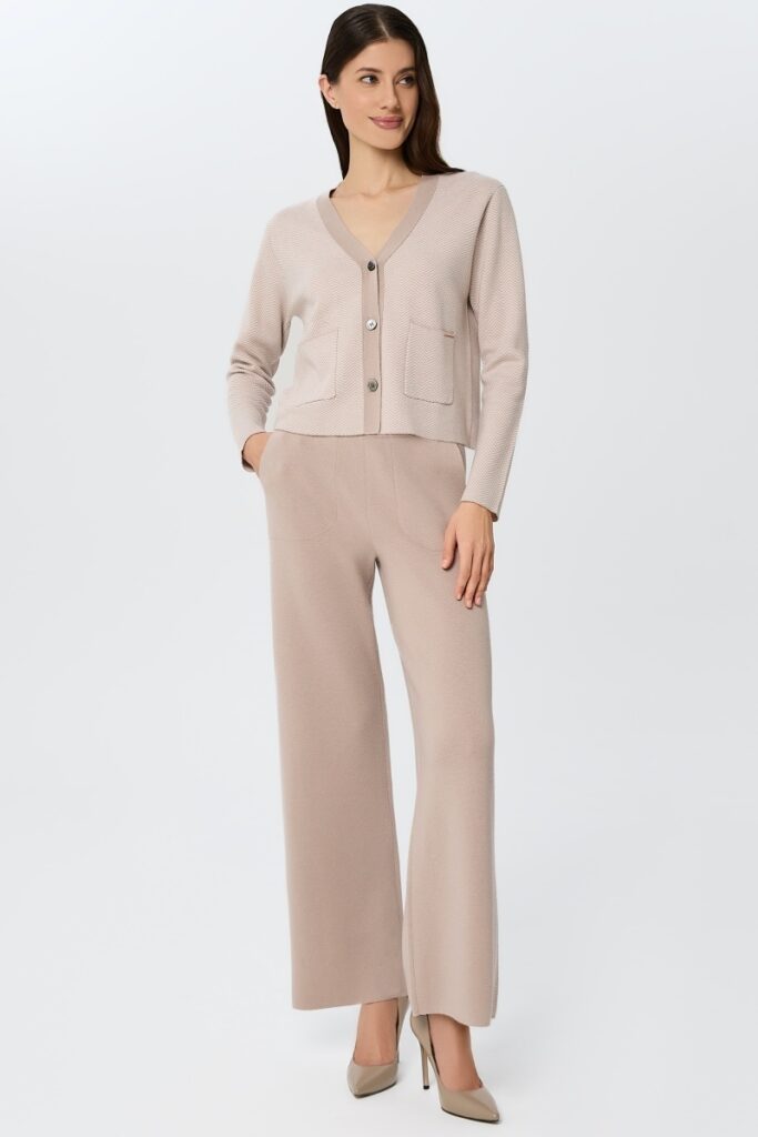 sku: W25-00CH0110 | Brand: Marc Andre  | Size: 36 38 40 42 44 46  | Colors: Бежевый  | Бренды Marc&Andre | Кашемир Брюки | Title: Брюки ETERNAL WAVES