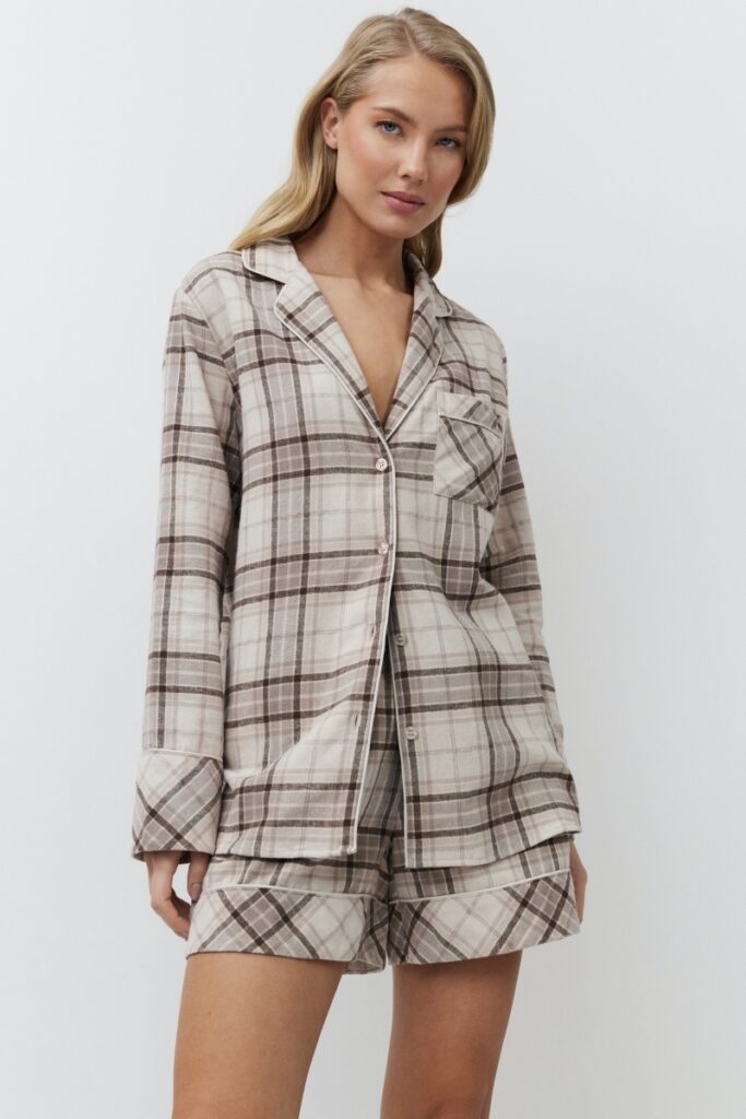 sku: MAELLE | Brand: Aruelle  | Size: XSmall Small Medium Large XLarge XXLarge  | Colors: Бежевый  | Бренды Aruelle | Домашняя одежда Пижамы | Title: Пижама с шортами MAELLE