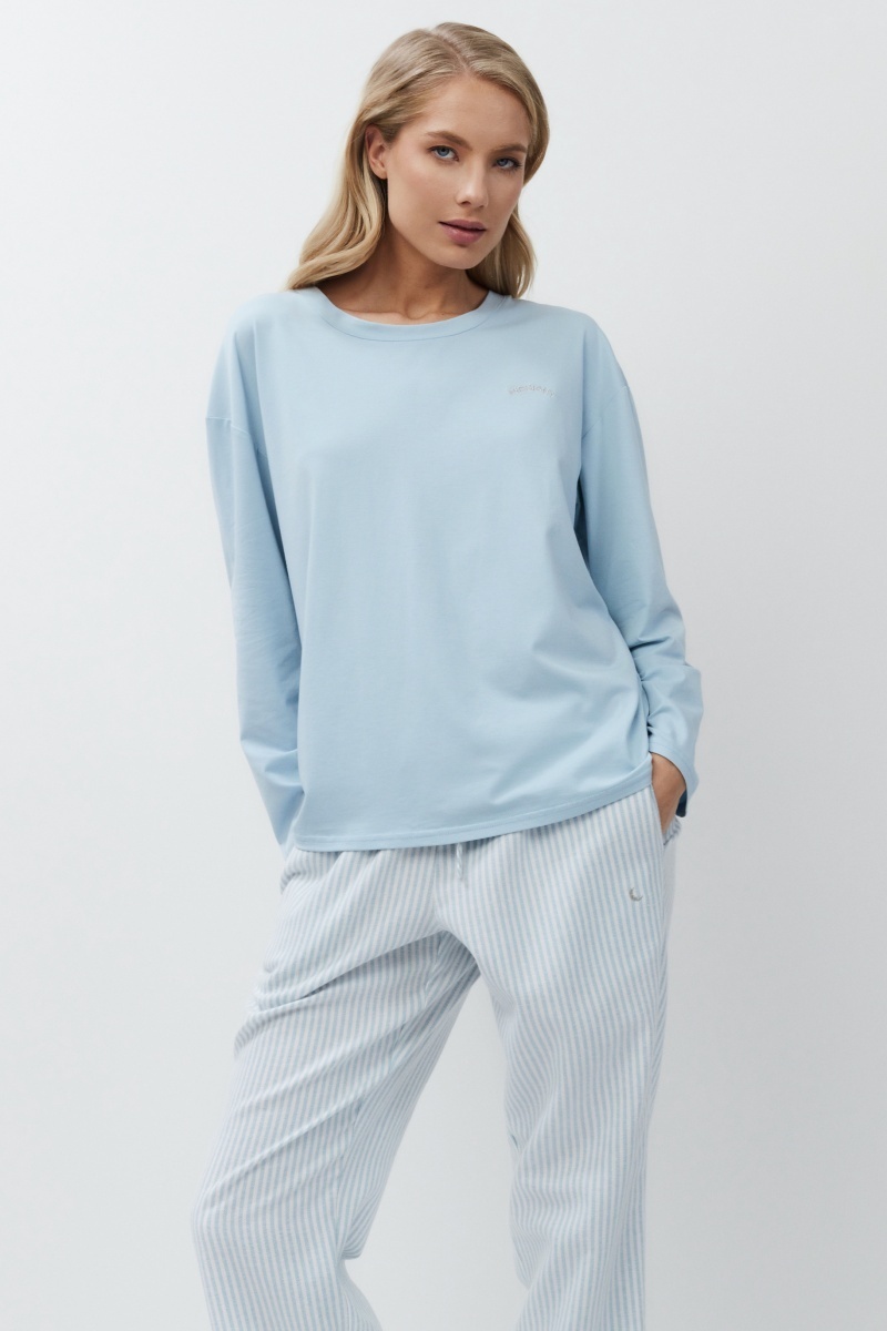 sku: BONNIE | Brand: Aruelle  | Size: XSmall Small Medium Large XLarge XXLarge  | Colors: Голубой  | Бренды Aruelle | Домашняя одежда Пижамы | Title: Пижама с брюками BONNIE