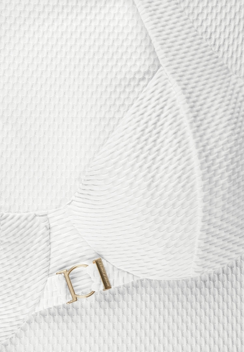 sku: L2526-Y-712 | Brand: Marc Andre  | Size: 36 A 38 A 40 A 42 A 36 B 36 C 36 D 36 E 38 B 38 C 38 D 38 E 40 B 40 C 40 D 40 E 42 B 42 C 42 D 42 E 44 B 44 C 44 D 44 E 46 B 46 C 46 D 46 E  | Colors: Белый  | Бренды Marc&Andre | Купальники Раздельные | Title: Топ PURE AFFECTION