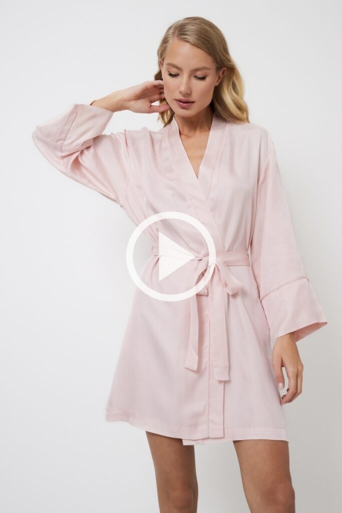sku: AARA | Brand: Aruelle  | Size: XSmall Small Medium Large XLarge  | Colors: Светло-Розовый  | Бренды Aruelle | Домашняя одежда Халаты | Title: Халат AARA