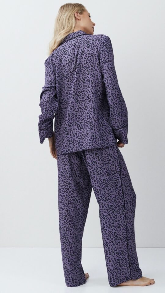 sku: ALIX | Brand: Aruelle  | Size: XSmall Small Medium Large XLarge XXLarge  | Colors: Сиреневый/Черный  | Бренды Aruelle | Домашняя одежда Пижамы | Title: Пижама с брюками ALIX