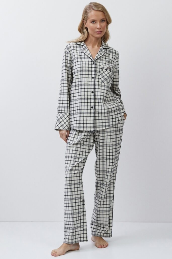 sku: TERRA | Brand: Aruelle  | Size: XSmall Small Medium Large XLarge XXLarge  | Colors: Бежевый/Черный  | Бренды Aruelle | Домашняя одежда Пижамы | Title: Пижама с брюками TERRA