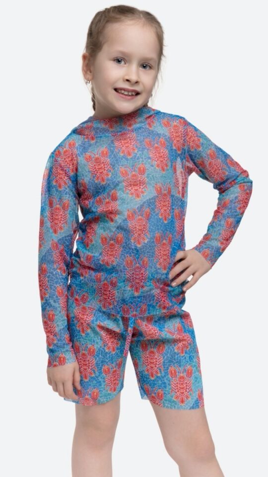 sku: 25002552 | Brand: RoDaSoleil  | Size: 104 110 116 122 128 134 140 146 152 158  | Colors: Цветной  | Бренды RoDaSoleil | Детские купальники | Title: Футболка ОМАР ПАТТЕРН с капюшоном