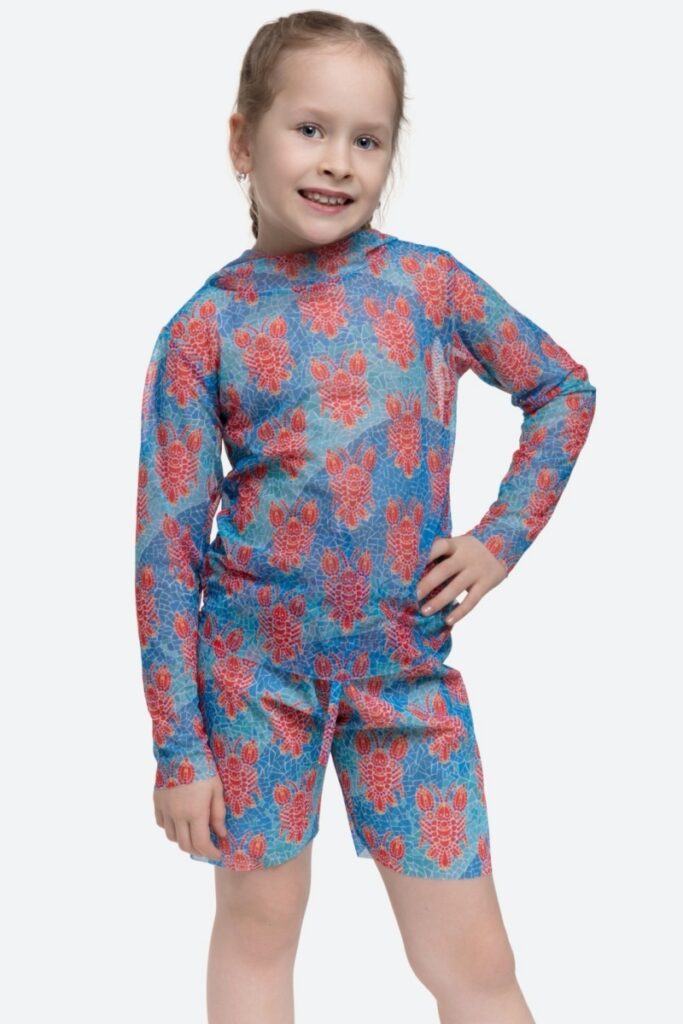 sku: 25002552 | Brand: RoDaSoleil  | Size: 104 110 116 122 128 134 140 146 152 158  | Colors: Цветной  | Бренды RoDaSoleil | Детские купальники | Title: Футболка ОМАР ПАТТЕРН с капюшоном