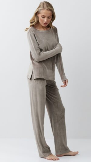 sku: CAPUCINE SET SOFT | Brand: Aruelle  | Size: XSmall Small Medium Large XLarge XXLarge  | Colors: Капучино  | Бренды Aruelle | Домашняя одежда Костюмы | Title: Комплект с брюками CAPUCINE SET SOFT