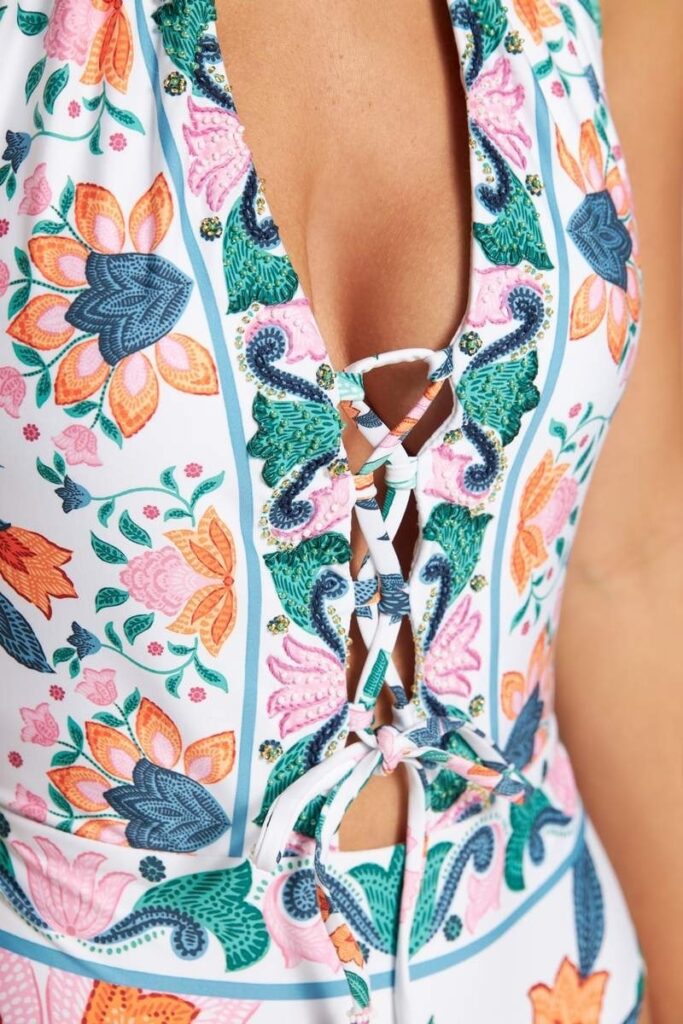 sku: 25068M | Brand: Cosita Linda  | Size: Small Medium Large XLarge  | Colors: Мульти  | Бренды Cosita Linda | Купальники Слитные | Title: Купальник слитный BURST FLORAL