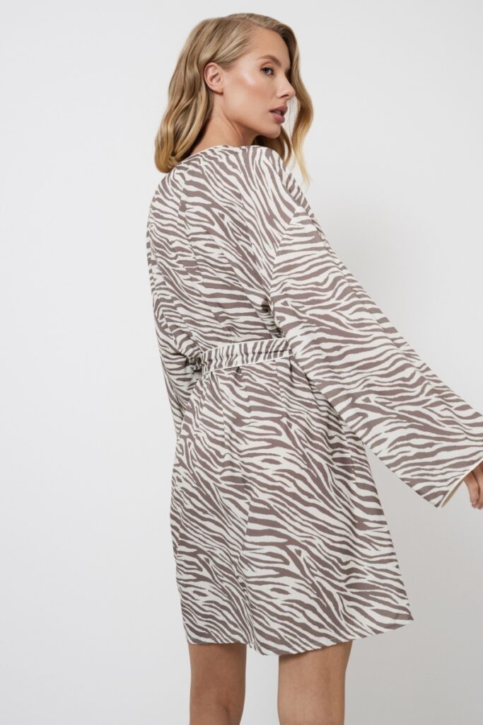 sku: MANUELA | Brand: Aruelle  | Size: XSmall Small Medium Large XLarge XXLarge  | Colors: Капучино  | Бренды Aruelle | Домашняя одежда Халаты | Title: Халат MANUELA