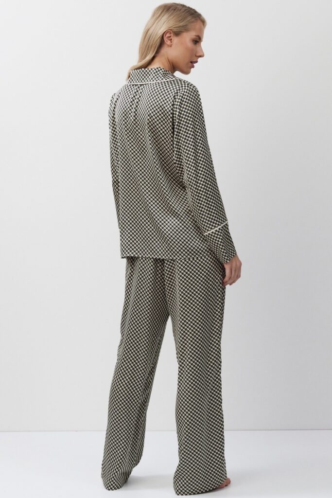 sku: ROMIE | Brand: Aruelle  | Size: XSmall Small Medium Large XLarge XXLarge  | Colors: Черный/Бежевый  | Бренды Aruelle | Домашняя одежда Пижамы | Title: Пижама с брюками ROMIE