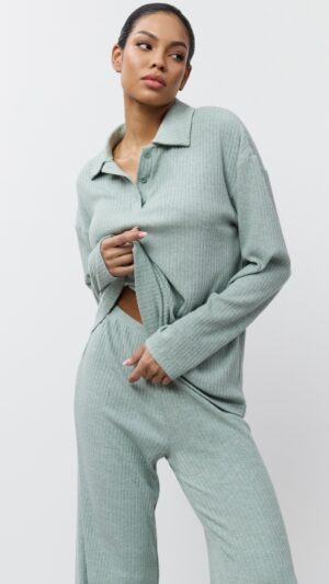 sku: SAIGE SET | Brand: Aruelle  | Size: XSmall Small Medium Large XLarge XXLarge  | Colors: Оливковый  | Бренды Aruelle | Домашняя одежда Костюмы | Title: Комплект с брюками SAIGE SET