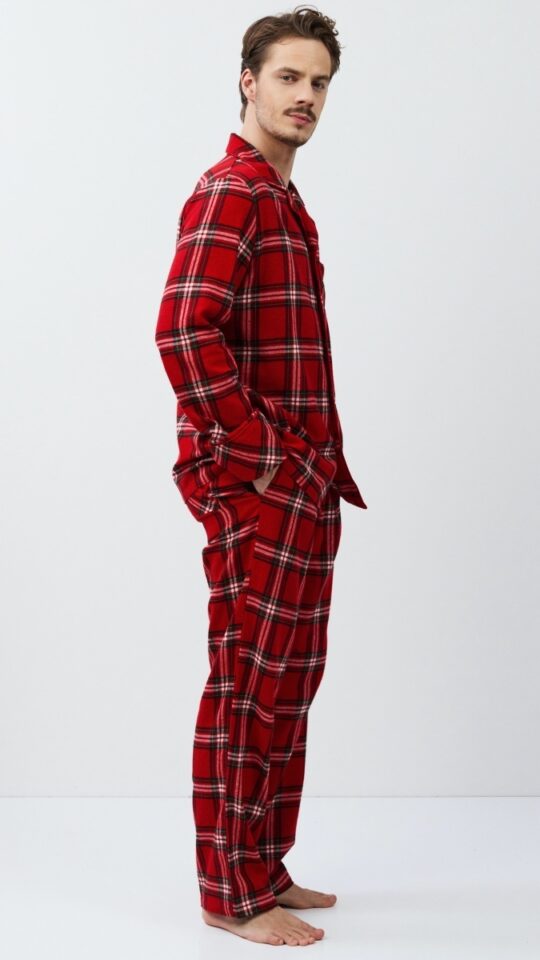 sku: BENNY | Brand: Aruelle  | Size: Small Medium Large XLarge XXLarge  | Colors: Красный  | Бренды Aruelle | Мужская коллекция Пижамы | Title: Пижама с брюками BENNY