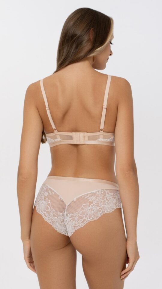 sku: S25-0393-O2-BZO-LZ | Brand: Marc Andre  | Size: 36 38 40 42 44 46 48  | Colors: Пудровый/Бежевый/Белый  | Бренды Marc&Andre | Трусы Нижнее белье Слипы | Title: Бразильяны GORGEOUS (Копировать)