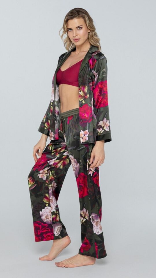 sku: W23-00SS210 | Brand: Marc Andre  | Size: 36 38 40 42 44  | Colors: Оливковый  | Бренды Marc&Andre | Домашняя одежда Брюки | Title: Брюки PETAL BEAUTY