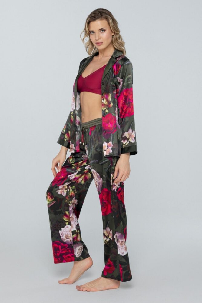 sku: W23-00SS210 | Brand: Marc Andre  | Size: 36 38 40 42 44  | Colors: Оливковый  | Бренды Marc&Andre | Домашняя одежда Брюки | Title: Брюки PETAL BEAUTY